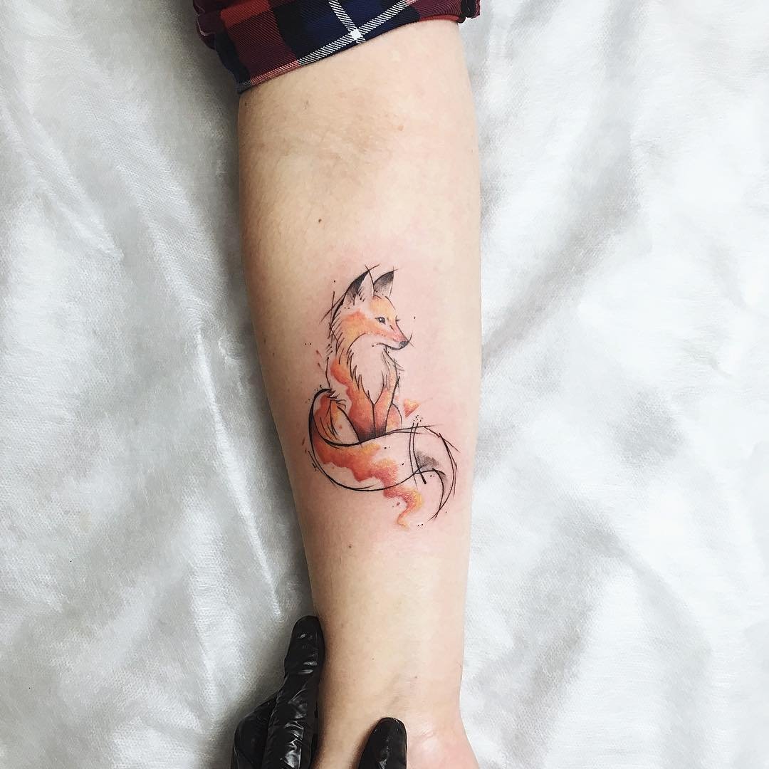 акварельная татуировка лисы на руке