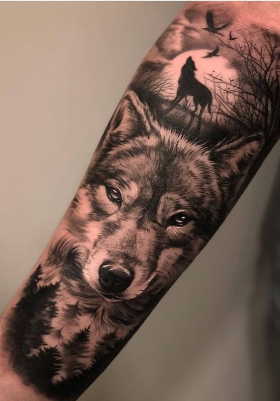 мужской рукав с изображением волка