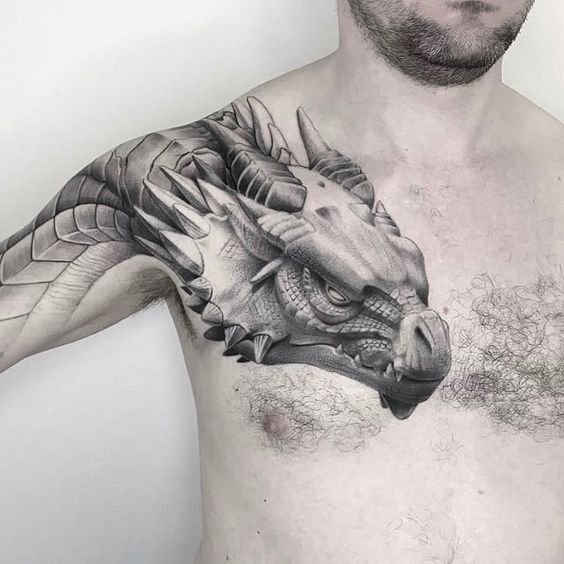 татуировка дракона на груди для мужчин