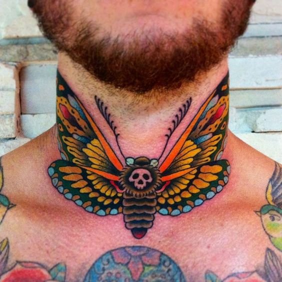 кольорове татуювання метелика
