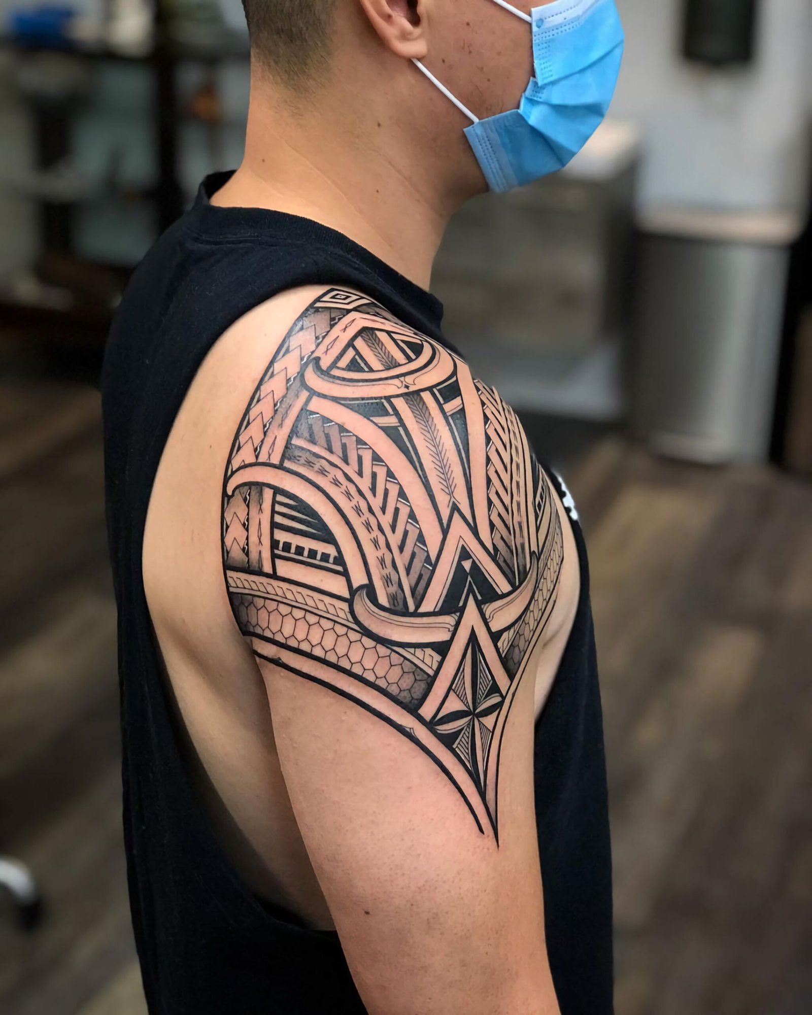 Татуировки в племенном стиле