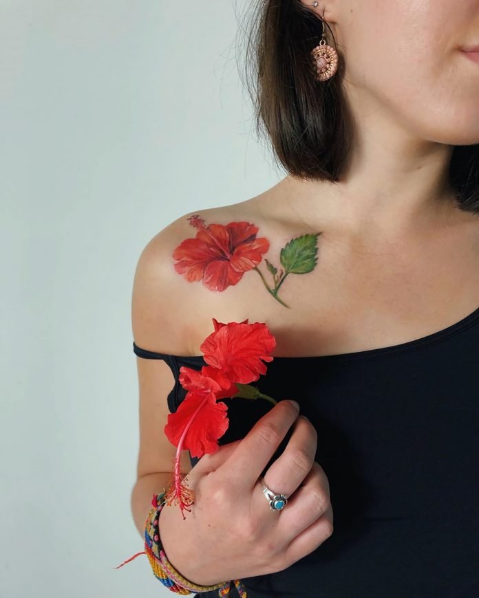 Hibiscus Flower Tattoo женская татуировка гибискуса